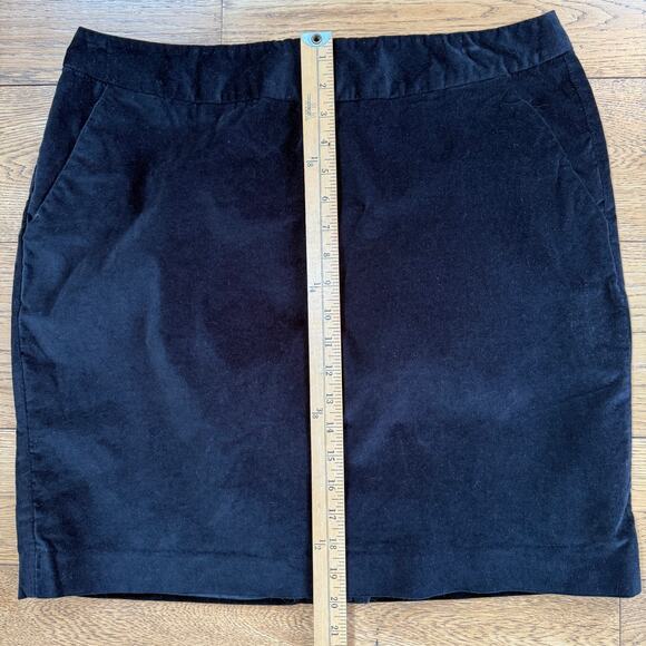 L.L.Bean Black Velvet Mini Skirt Women's Size 16 Cotton Spandex - Picture 9 of 9